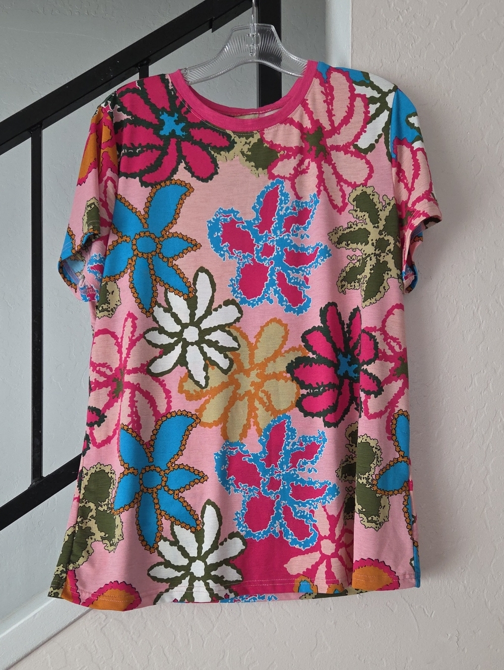 Floral Print Pink Short Sleeve Women's Top Size L